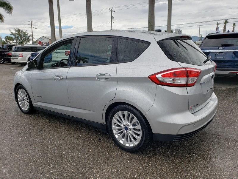 Certified PreOwned 2017 FORD CMAX HYBRID SE Front Wheel