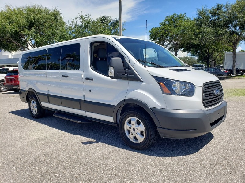 ford transit wagon 15 passenger gas tank size