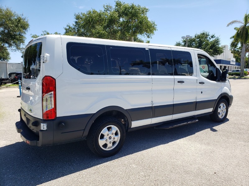 remove last row ford transit wagon 15 passenger rental