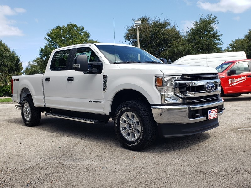 New 2020 FORD F-250 SUPER DUTY SRW STX Four Wheel Drive SD Crew Cab