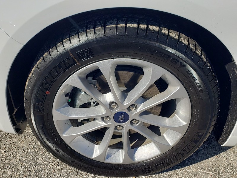New 2020 FORD FUSION SE Front Wheel Drive Sedan