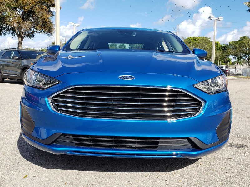 Ford fusion hybrid 2020